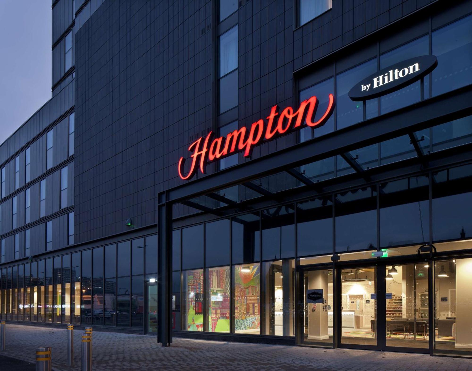 Hotel Hampton By Hilton Leeds Centre 3*